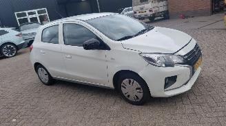 uszkodzony samochody osobowe Mitsubishi Space-star 1.2i connect airco navi 2022/11
