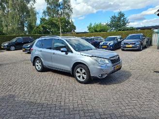 uszkodzony samochody osobowe Subaru Forester 2.0i  150pk automaat pano 2015/4