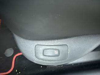 Renault Clio 0.9 TCE ICONIC LICHTE RIJDBARE SCHADE! BOUWJAAR 2017 6750 EURO picture 11