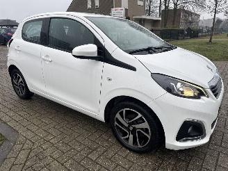 Peugeot 108 1.0e VTI ALLURE LICHTE SCHADE BOUWJAAR 2022  6999 EURO VAST picture 7
