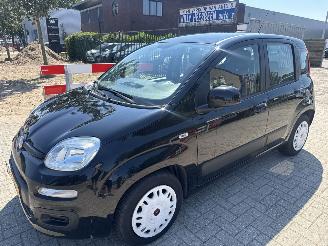 Auto incidentate Fiat Panda 0.9 EDIZIONE COOL SCHERM SCHADE! BOUWJAAR 2014  3350 EURO 2014/2