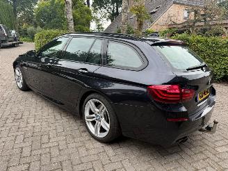 uszkodzony samochody osobowe BMW 5-serie 520I M  AUT PANO LEDER NAP 2015/6