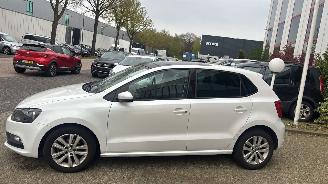 Volkswagen Polo WIT PARELMOER, GEEN SCHADE, ZEER NETTE AUTO. picture 3