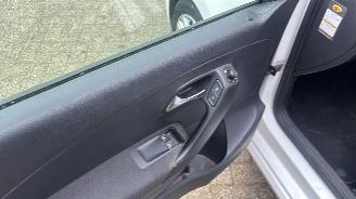 Volkswagen Polo WIT PARELMOER, GEEN SCHADE, ZEER NETTE AUTO. picture 9