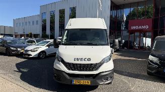 Avarii autoturisme Iveco Daily 3.0 TD 35S21V 3520L H2 AUTOMAAT 2021/11