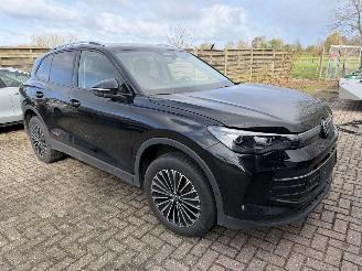 Vaurioauto  passenger cars Volkswagen Tiguan 1.5 eTSi Goal 2025/6