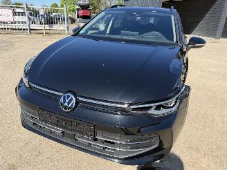 Volkswagen Golf Variant 1.5 eTSi 110 Kw  DSG Style picture 5