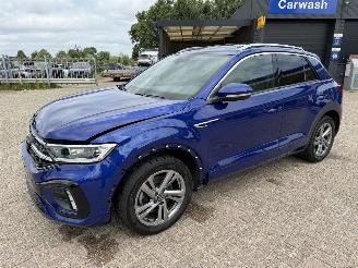 krockskadad bil auto Volkswagen T-Roc 2.0 TSI -140 Kw DSG 4-Motion R-line 2023/7