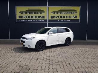 Avarii autoturisme Mitsubishi Outlander 2.0 PHEV instyle 2013/12