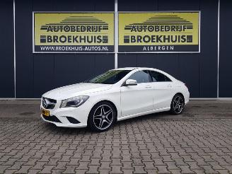 krockskadad bil auto Mercedes Cla-klasse 180 BlueEFF. Ambition 2014/9