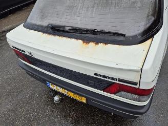 Peugeot 309 1.4 picture 8
