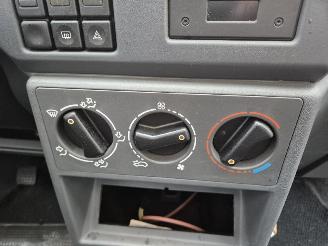 Peugeot 309 1.4 picture 6