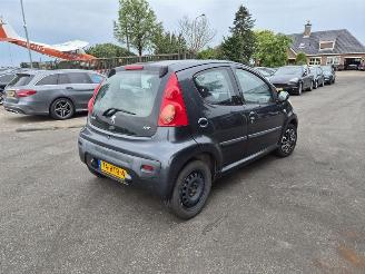 Schadeauto Peugeot 107 1.0 12v 2011/7
