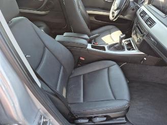 BMW 3-serie 316 d Touring picture 10