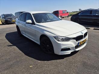 BMW 3-serie 320i picture 4