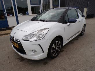 Vaurioauto  passenger cars Citroën DS3 Cabrio 1.2 VTi Chic 2013/9