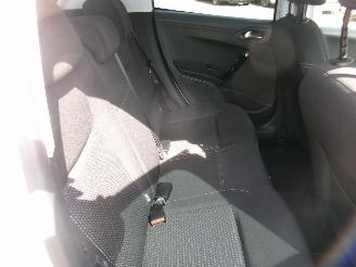 Peugeot 208 1.2 Allure 5 DRS picture 35