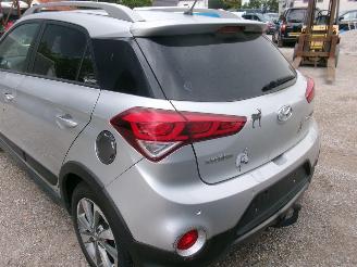 Hyundai I-20 1.0 Cross picture 15