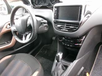 Peugeot 208 1.2 Allure 5 Drs picture 20