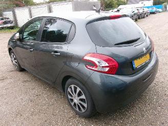 Peugeot 208 1.2 Allure 5 Drs picture 5