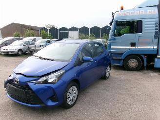 Vaurioauto  passenger cars Toyota Yaris 1.5 Y-Oung 5 Drs 2018/4