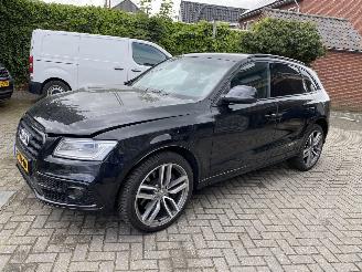 damaged passenger cars Audi SQ5 3.0 TSFI Quattro 2014/7
