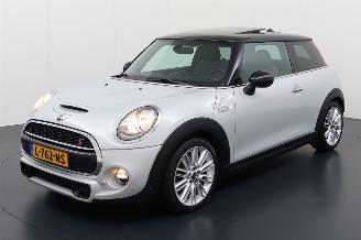 Avarii autoturisme Mini Cooper S 2.0 16V Cooper S Hatchback 2Dr Benzine 1.998cc 141kW (192pk) FWD 2014/8