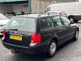 Volkswagen Passat 1.8 20V Combi/o  Benzine 1.781cc 92kW (125pk) FWD picture 5