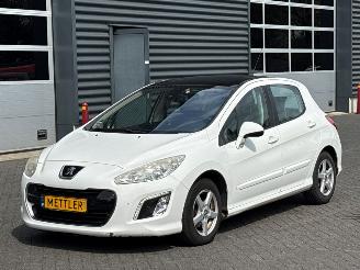 krockskadad bil auto Peugeot 308 1.6 VTI 16V Hatchback  Benzine 1.598cc 88kW (120pk) FWD 2012/7