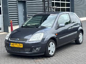 Schadeauto Ford Fiesta 1.3 Hatchback  Benzine 1.299cc 51kW (69pk) FWD 2006/11