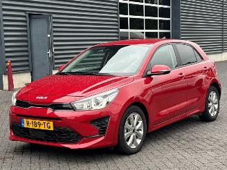 skadebil auto Kia Rio 1.0i T-GDi 100 12V Hatchback  Benzine 998cc 74kW (101pk) FWD 2022/11