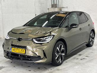 Vaurioauto  passenger cars Volkswagen ID.3 Pro Energy  59 kWh Hatchback 4Dr Elektrisch  150kW (204pk) RWD 2026/4