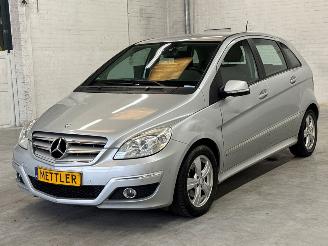 Auto incidentate Mercedes B-klasse 2.0 B-180 CDI 16V Hatchback  Diesel 1.991cc 80kW (109pk) FWD 2011/3