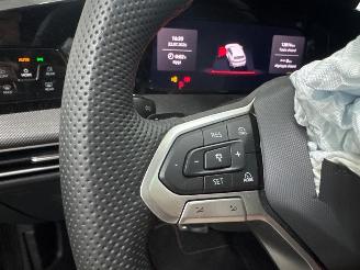 Volkswagen Golf 8,5 2.0 GTI 16V Hatchback  Benzine 1.984cc 195kW (265pk) FWD 2024-06  DNPD picture 19