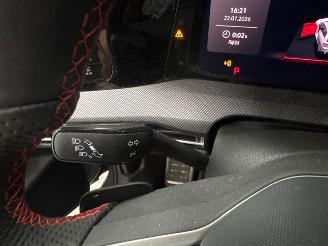 Volkswagen Golf 8,5 2.0 GTI 16V Hatchback  Benzine 1.984cc 195kW (265pk) FWD 2024-06  DNPD picture 21