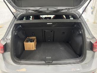 Volkswagen Golf 8,5 2.0 GTI 16V Hatchback  Benzine 1.984cc 195kW (265pk) FWD 2024-06  DNPD picture 11