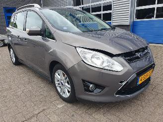Avarii autoturisme Ford Grand C-Max 1.0 Titanium 7persoons 2013/11