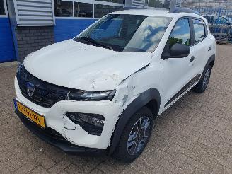 krockskadad bil auto Dacia Spring Business 27 kWh 2021/6