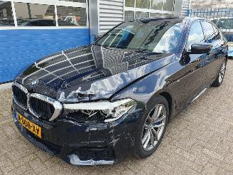 Schadeauto BMW 5-serie 530i High Executive Edition Automaat 2019/3