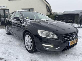 ojeté vozy osobní automobily Volvo V-60 1.6 D2 Summum AUTOMAAT N.A.P NL AUTO PRACHTIG!!!! 2014/2