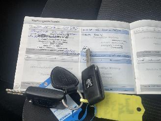 Peugeot RCZ 1.6 THP Limited Edition Mooie goed onderhouden auto picture 10