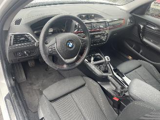 BMW 1-serie 118i Sport Line Edition N.A.P NL AUTO PRACHTIG!!! picture 11