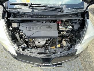 Toyota Verso S 1.3 VVT-i Aspiration N.A.P NL AUTO picture 16