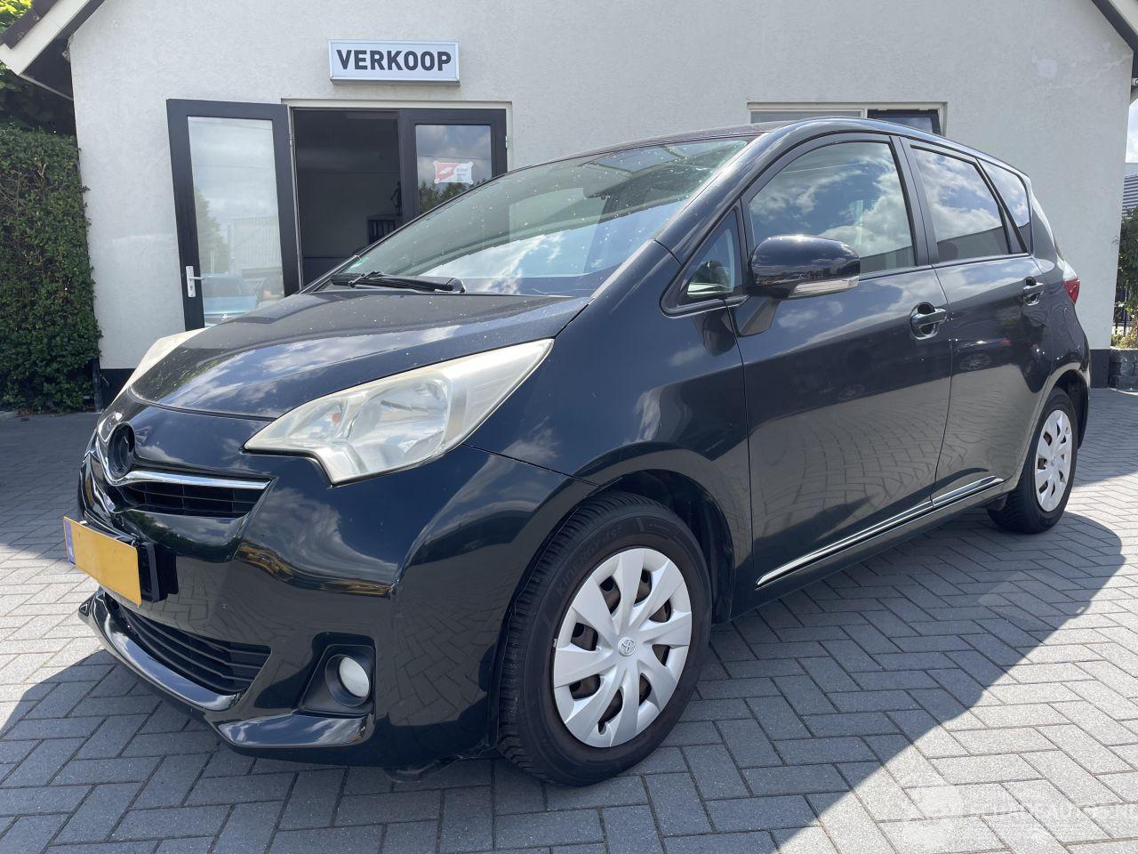 Toyota Verso S 1.3 VVT-i Aspiration N.A.P NL AUTO