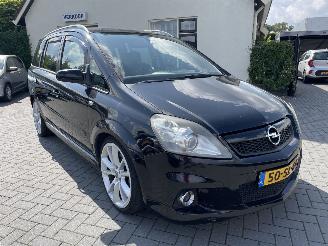 skadebil auto Opel Zafira 2.0 T OPC N.A.P NL AUTO  7.pers. 2006/2