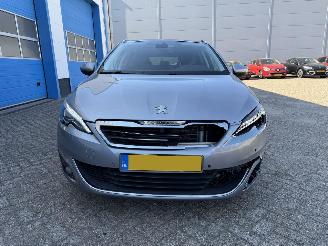 Peugeot 308 1.2 E-THP  ALLURE picture 3