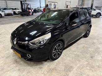 Renault Clio 0.9 TCe 5-drs airco picture 5