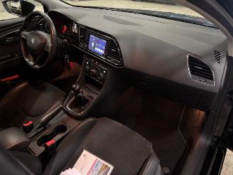 Seat Leon 1.6 TDI Style Clima Navi picture 11