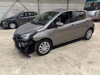 Toyota Yaris 1.3 5-drs airco navi picture 5