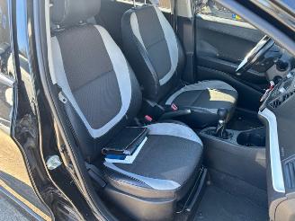 Kia Picanto 1.2  5-drs World Cup picture 11